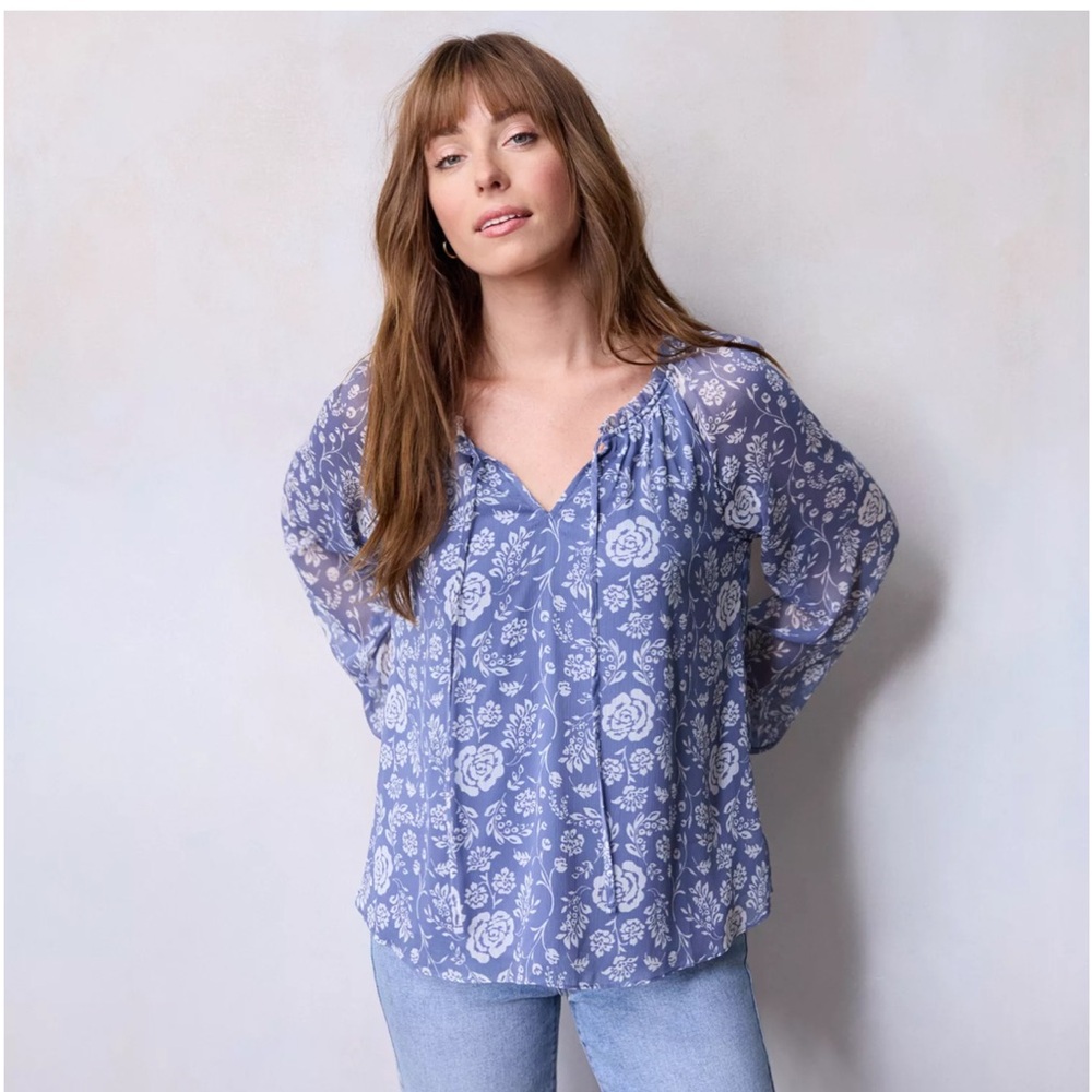 LC Lauren Conrad Blue Rose Orchard Peasant Top size medium